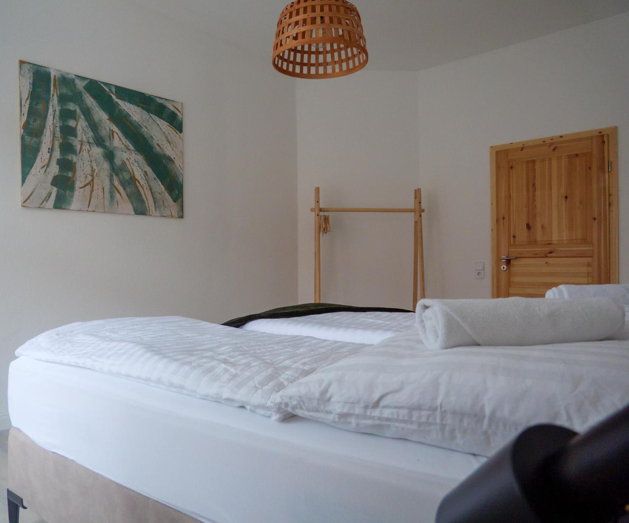 Amao-Brown I Exklusives City-Apartment I 85Qm I Privatparkplatz & Komfort I King-Size Bed Lahr  Luaran gambar